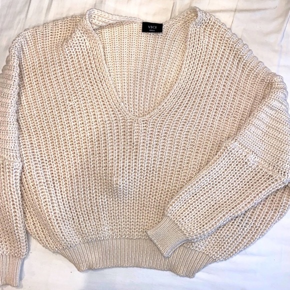 Sweaters - Good condition Knit Sweater